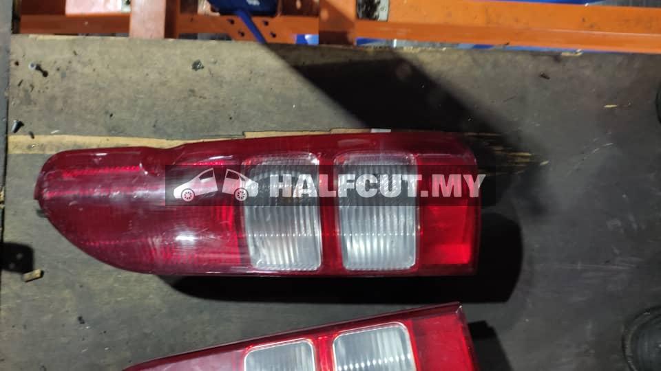 Toyoya Hiace Kdh Rh Taillamp Taillight Tail Rear Lamp Light