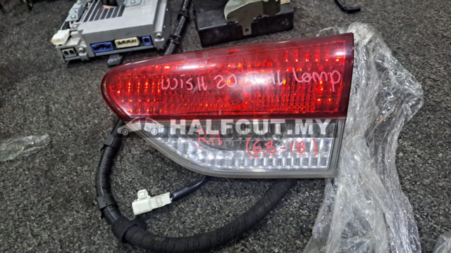 Toyota Wish Reflctor Tail Lamp Rh Halfcut Malaysia Kl