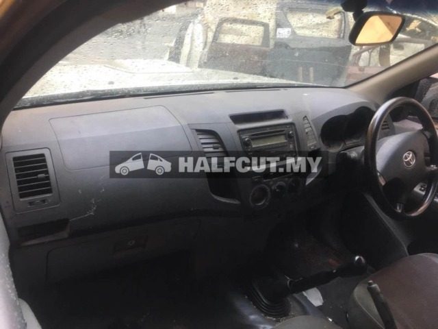 TOYOTA HILUX KUN26 SINGLE CAP 3.0CC VNT 1KD FRONT HALFCUT HALF CUT