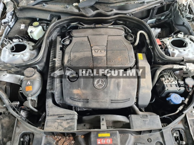 MERCEDES BENZ CLS W218 CKD HALFCUT HALF CUT