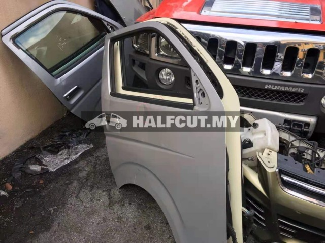 TOYOTA HIACE KDH200 DOOR LH & RH