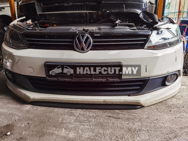 VOLKSWAGEN JETTA1.4 NOSE HALFCUT HALF CUT