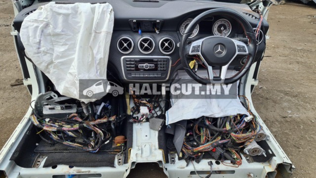 MERCEDES BENZ A CLASS W176 CKD 270 910 1.6CC TURBO HALFCUT HALF CUT