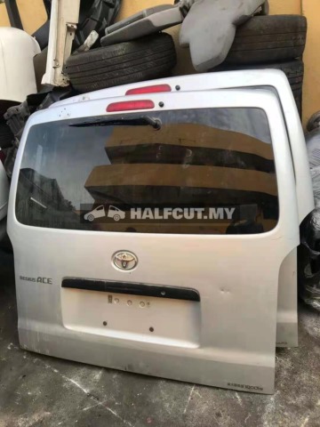 TOYOTA HIACE KDH200 REAR BONNET