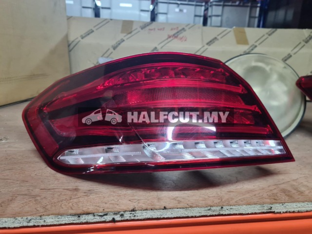 MERCEDES BENZ W212 FACELIFT LH RH TAILLAMP TAILLIGHT TAIL REAR LAMP LIGHT