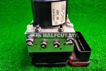 MERCEDES BENZ C-CLASS W204 5232 ABS PUMP