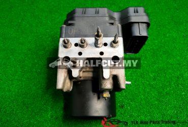 TOYOTA CAMRY ACV40 OP ABS PUMP