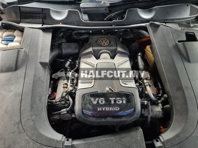 Volkswagen Vw Touareg Hybrid Ckd Engine Cge Hybrid Halfcut Half