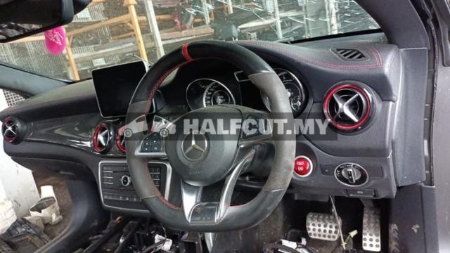 MERCEDES BENZ CLA AMG STEERING WHEEL