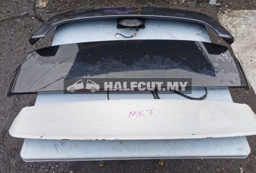 GOLF MK7 GTI BMW X3 MAZDA 3 SPOILER