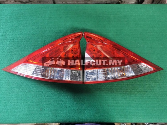 HONDA INSIGHT ZE2 TAILLAMP TAILLIGHT TAIL REAR LAMP LIGHT