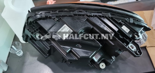 MERCEDES BENZ GLA W156 A1569067200 READY STOCK HEADLAMP HEADLIGHT HEAD LAMP LIGHT