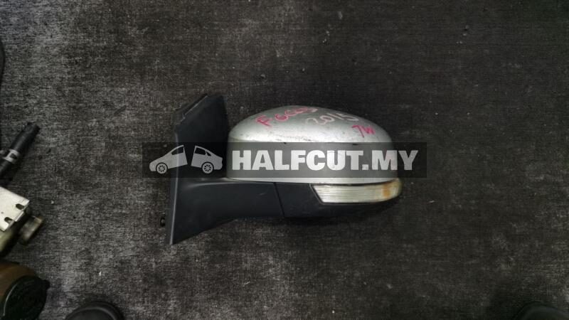 FORD FOCUS 2015YEAR SIDE MIRROR LH