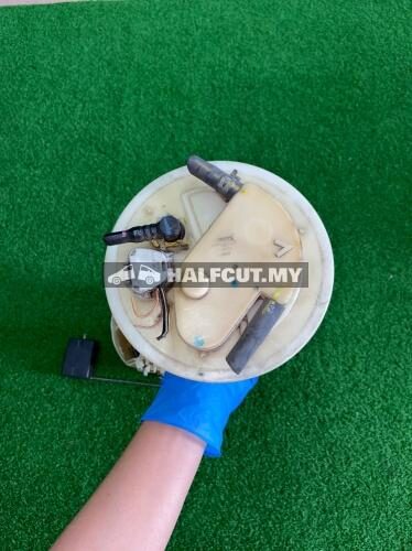 TOYOTA NCP93 FUEL PUMP PETROL PUMP USED