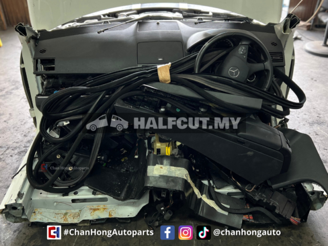 MERCEDES BENZ W204 CGI TURBO HALFCUT HALF CUT