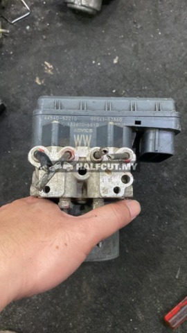 TOYOTA YARIS 2009 WW ABS PUMP