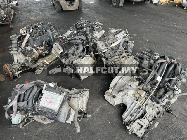 MERCEDES BENZ GEARBOX MERC B CLASS W245 ENGINE GEAR BOX 2 SET