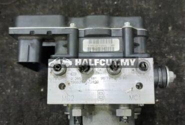 PEUGEOT 3008 0 265 230 881 B ABS PUMP