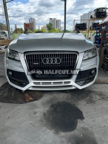 AUDI Q5 2.0 TURBO CKD HALFCUT HALF CUT