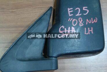 NISSAN URVAN E25 08 SIDE MIRROR NW LH