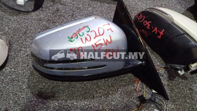 A207 10 SIDE MIRROR 15W RH