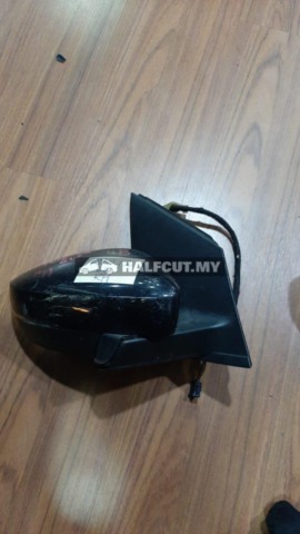 VOLKSWAGEN POLO HATCHBACK 11 SIDE MIRROR 6W RH