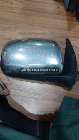 TOYOTA HILUX KUN25 05 SIDE MIRROR 3W RH