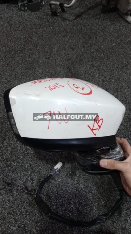 MAZDA 3 15 SIDE MIRROR 7W RH