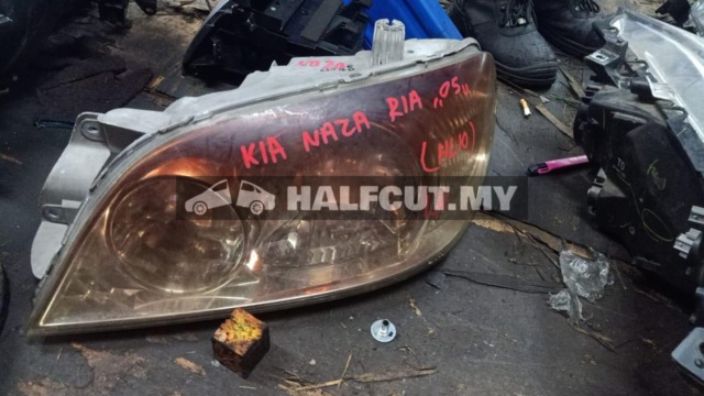 KIA NAZA RIA 05 LH HEADLAMP HEADLIGHT HEAD LAMP LIGHT