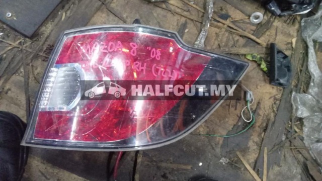 MAZDA 8 08 RH TAILLAMP TAILLIGHT TAIL REAR LAMP LIGHT