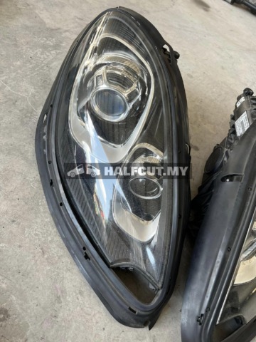 PORSCHE MACAN HEADLAMP HEADLIGHT HEAD LAMP LIGHT