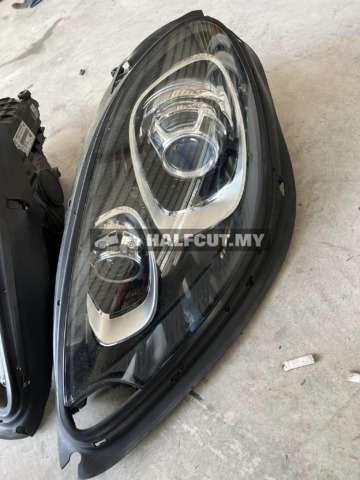 PORSCHE MACAN HEADLAMP HEADLIGHT HEAD LAMP LIGHT