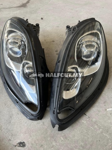 PORSCHE MACAN HEADLAMP HEADLIGHT HEAD LAMP LIGHT