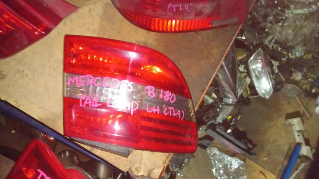 MERCEDES BENZ B180 LH TAILLAMP TAILLIGHT TAIL REAR LAMP LIGHT