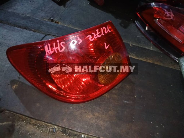 TOYOTA ALTIS 03 ZZE121 LH TAILLAMP TAILLIGHT TAIL REAR LAMP LIGHT