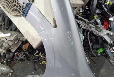 HONDA STREAM RN6 FENDER FLH