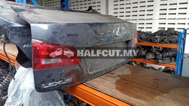 LEXUS IS250 REAR BONNET