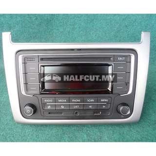 VOLKSWAGEN POLO RADIO