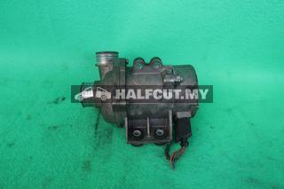 BMW E60 N52 2.5 WATER PUMP