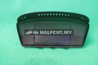 BMW E60 MONITOR