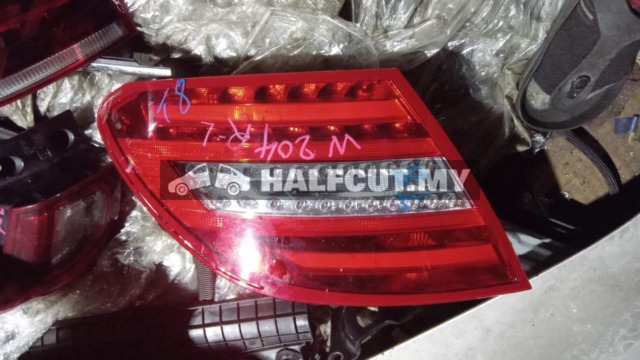 MERCEDES BENZ W204 LH TAILLAMP TAILLIGHT TAIL REAR LAMP LIGHT