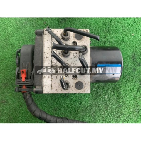 VOLKSWAGEN PASSAT CC ABS PUMP