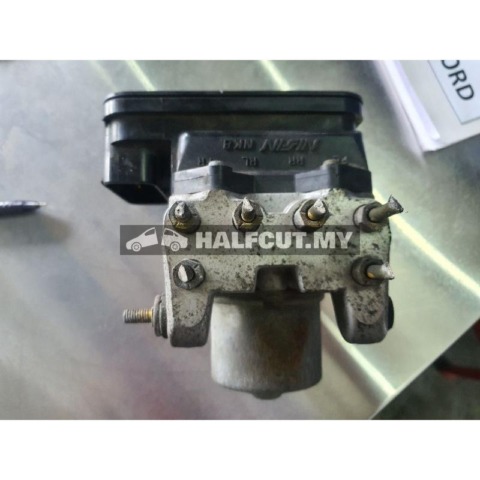 HONDA STREAM RN1 ABS PUMP AL