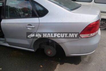 VOLKSWAGEN POLO SEDAN REAR CUT