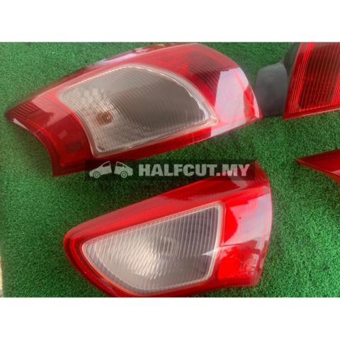 MITSUBISHI LANCER CY4A HATCHBACK TAILLAMP TAILLIGHT TAIL REAR LAMP LIGHT