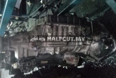 TOYOTA HIACE KDH200 GEAR BOX GEARBOX