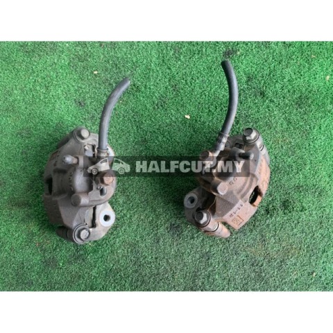 DAIHATSU EF KENARI KELISA KNUCKLE WITH DISC SET FOR PERODUA L7 L9