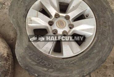 TOYOTA HILUX REVO SPORT RIM R17 INCH