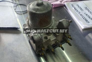 HONDA STREAM RN1 ABS PUMP AL