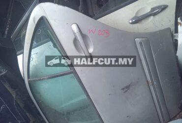 MERCEDES BENZ W203 REAR DOOR R L